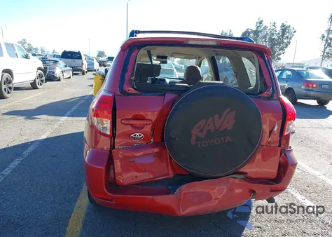 2007 Toyota Rav4 из США, поврежденный, VIN JTMZD33V675047101